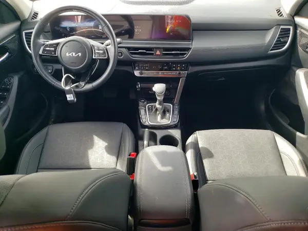 KNDERCAA5S7687197 2025 KIA SELTOS - Image 8