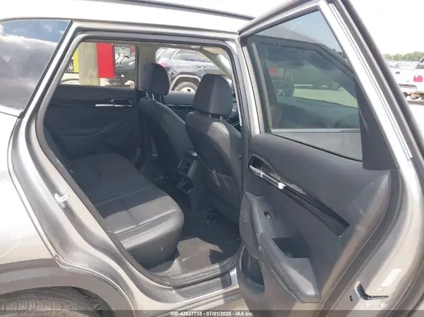 KNDERCAA5S7695686 2025 KIA SELTOS - Image 8