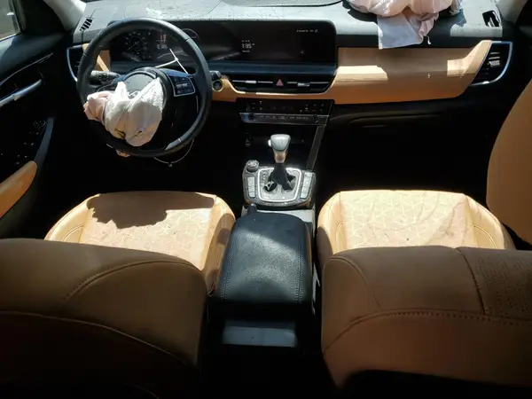 KNDERCAA5S7708632 2025 KIA SELTOS - Image 8