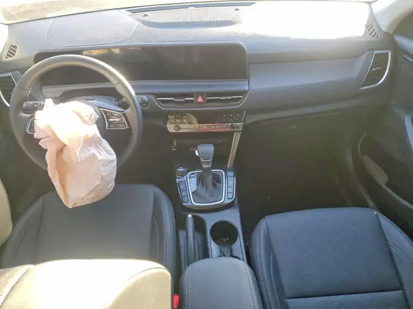 KNDERCAA5S7823327 2025 KIA SELTOS - Image 8