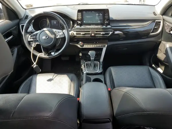 KNDERCAA6M7040536 2021 KIA SELTOS - Image 8