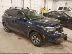KNDERCAA6M7043856 2021 KIA SELTOS