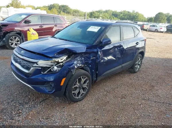 KNDERCAA6M7079787 2021 KIA SELTOS - Image 2