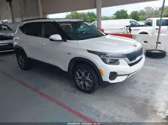 KNDERCAA6M7122525 2021 KIA SELTOS