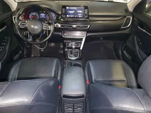 KNDERCAA6M7133279 2021 KIA SELTOS - Image 8