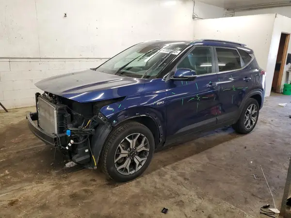 KNDERCAA6M7150390 2021 KIA SELTOS - Image 1