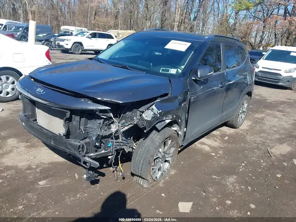 KNDERCAA6M7151278 2021 KIA SELTOS - Image 2