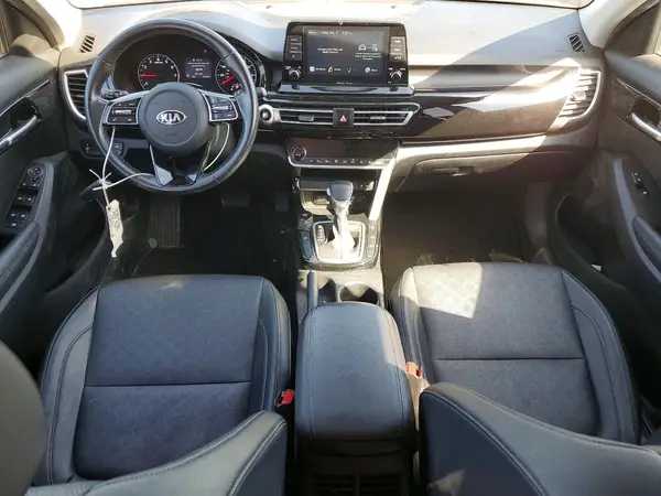KNDERCAA6M7165729 2021 KIA SELTOS - Image 8