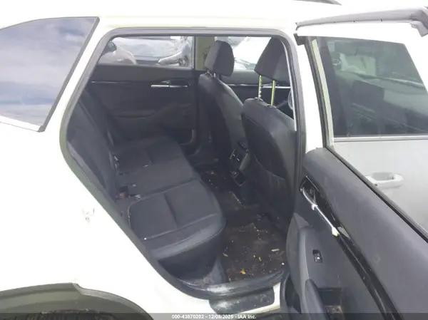 KNDERCAA6M7212791 2021 KIA SELTOS - Image 8