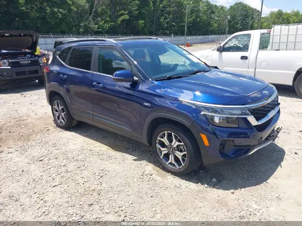 KNDERCAA6M7229414 2021 KIA SELTOS - Image 1