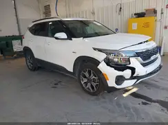 KNDERCAA6N7234632 2022 KIA SELTOS