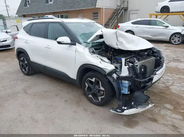 KNDERCAA6R7515013 2024 KIA SELTOS - Image 1