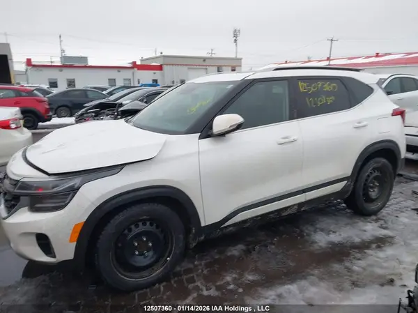 KNDERCAA6R7575020 2024 KIA SELTOS - Image 2