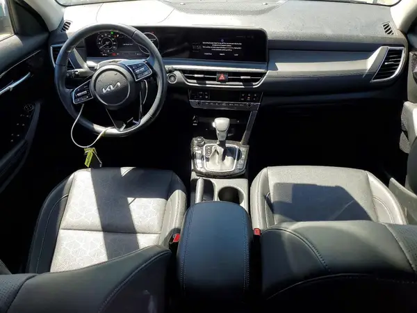 KNDERCAA6R7616181 2024 KIA SELTOS - Image 8