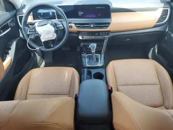 KNDERCAA6R7639606 2024 KIA SELTOS - Image 8