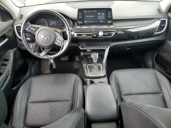 KNDERCAA7M7079894 2021 KIA SELTOS - Image 8
