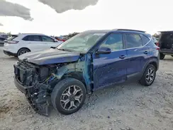 KNDERCAA7M7095612 2021 KIA SELTOS