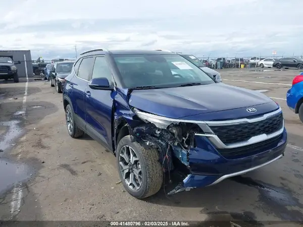 KNDERCAA7M7103353 2021 KIA SELTOS - Image 1