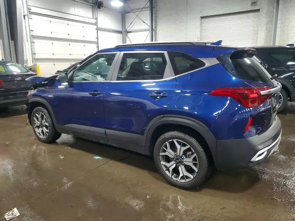 KNDERCAA7M7112697 2021 KIA SELTOS - Image 2