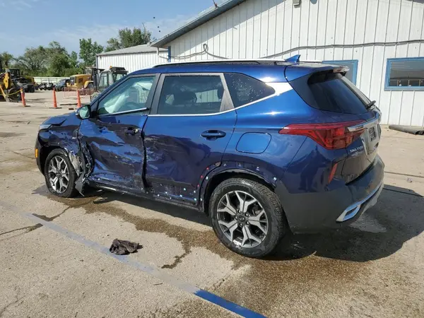 KNDERCAA7M7116801 2021 KIA SELTOS - Image 2