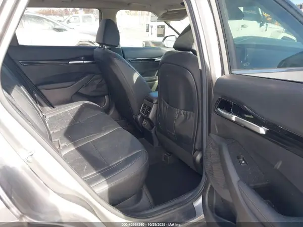 KNDERCAA7M7120542 2021 KIA SELTOS - Image 8