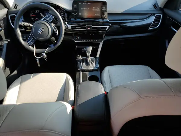 KNDERCAA7M7122680 2021 KIA SELTOS - Image 8