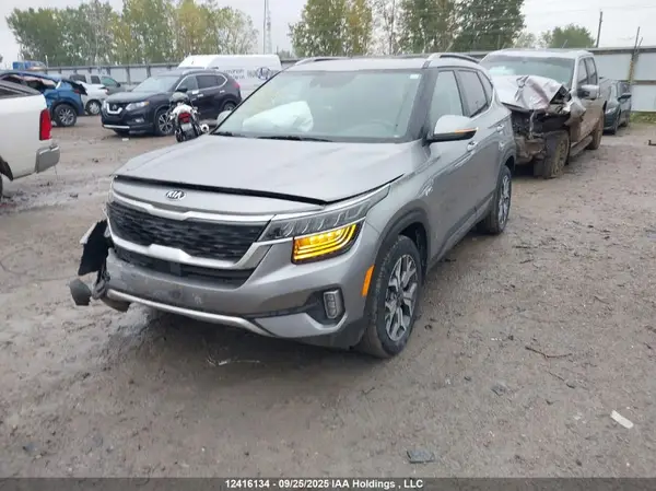 KNDERCAA7M7161866 2021 KIA SELTOS - Image 2