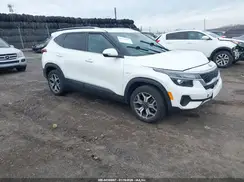 KNDERCAA7M7196424 2021 KIA SELTOS