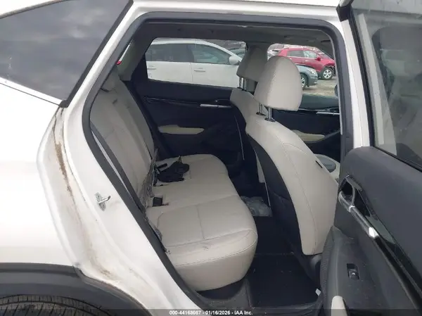 KNDERCAA7M7196424 2021 KIA SELTOS - Image 8