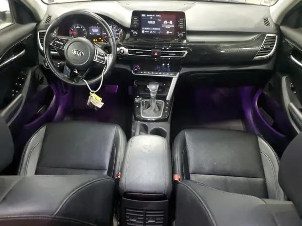 KNDERCAA7M7212864 2021 KIA SELTOS - Image 8