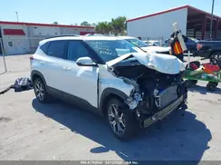 KNDERCAA7M7220933 2021 KIA SELTOS