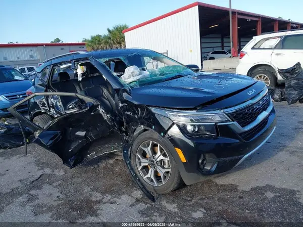 KNDERCAA7N7240794 2022 KIA SELTOS - Image 1