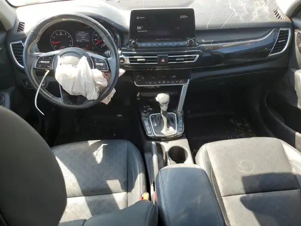 KNDERCAA7N7245848 2022 KIA SELTOS - Image 8