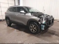 KNDERCAA7N7268062 2022 KIA SELTOS
