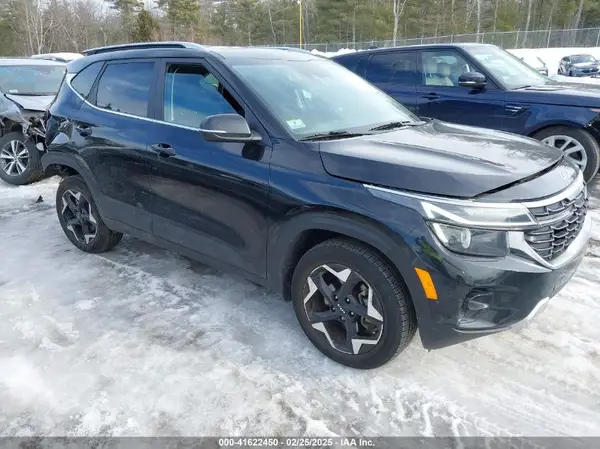 KNDERCAA7R7497380 2024 KIA SELTOS - Image 1