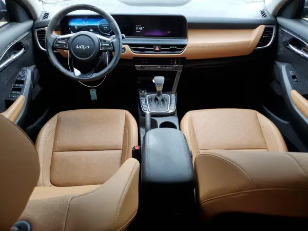 KNDERCAA7R7611085 2024 KIA SELTOS - Image 8