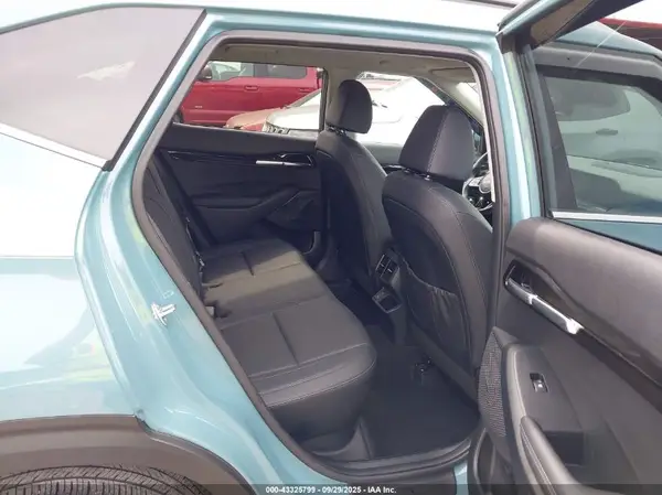 KNDERCAA7R7624273 2024 KIA SELTOS - Image 8