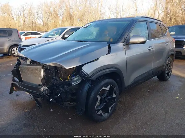 KNDERCAA7R7651909 2024 KIA SELTOS - Image 2