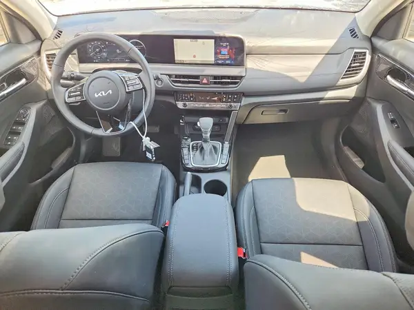 KNDERCAA7T7872210 2026 KIA SELTOS - Image 8