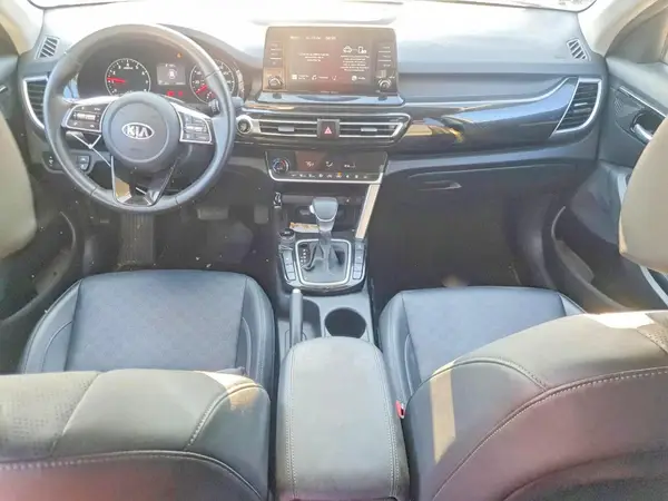 KNDERCAA8M7141433 2021 KIA SELTOS - Image 8