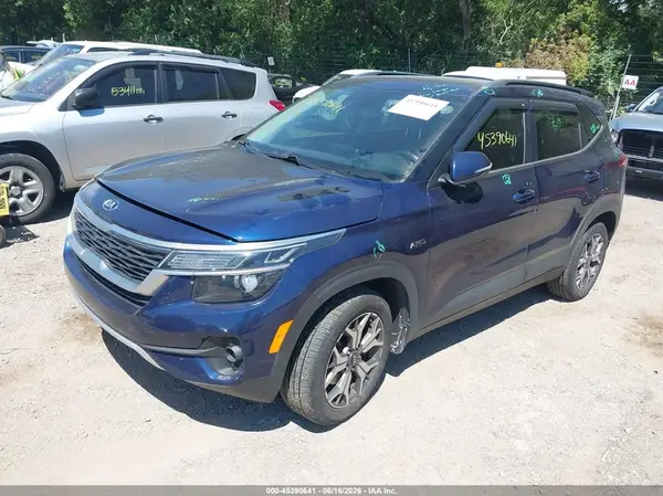 KNDERCAA8M7155302 2021 KIA SELTOS - Image 2