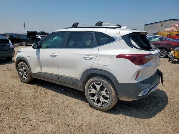 KNDERCAA8M7170060 2021 KIA SELTOS - Image 2