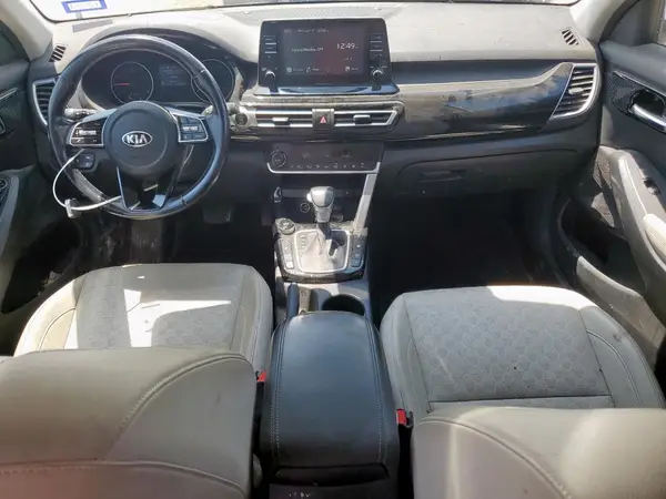 KNDERCAA8M7170060 2021 KIA SELTOS - Image 8