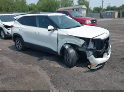 KNDERCAA8M7186324 2021 KIA SELTOS