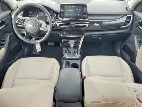 KNDERCAA8M7192818 2021 KIA SELTOS - Image 8