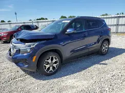 KNDERCAA8M7214655 2021 KIA SELTOS