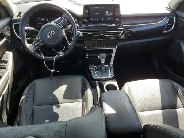 KNDERCAA8M7214655 2021 KIA SELTOS - Image 8