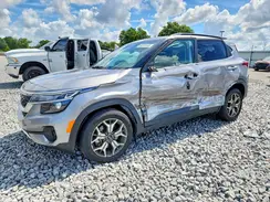 KNDERCAA8M7222562 2021 KIA SELTOS