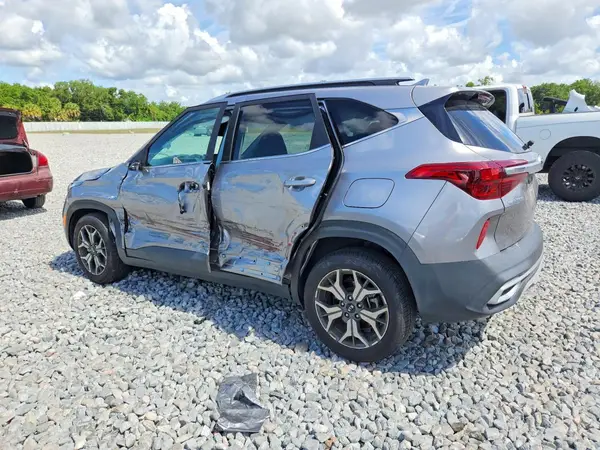 KNDERCAA8M7222562 2021 KIA SELTOS - Image 2