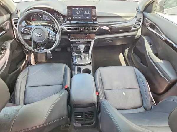 KNDERCAA8M7222562 2021 KIA SELTOS - Image 8